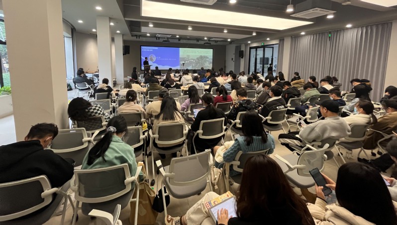 听见·江南首届“中国文化线路十人谈”论坛在华理成功举行